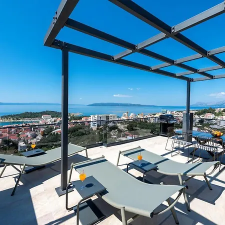 Aurelia 2 * מאקרסקה