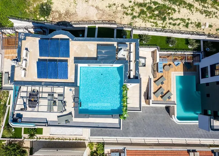 Aurelia 2 ماكارسكا